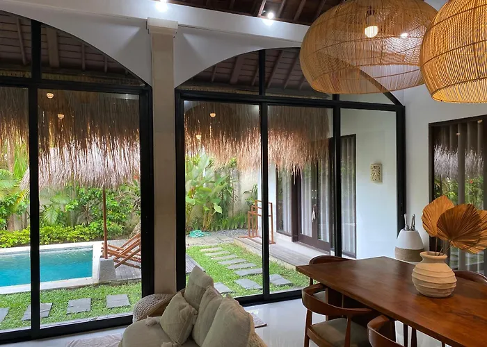 Kita Dua Berawa Villa Canggu (Bali)