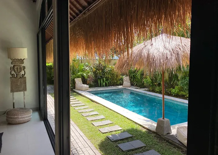 Kita Dua Berawa Villa